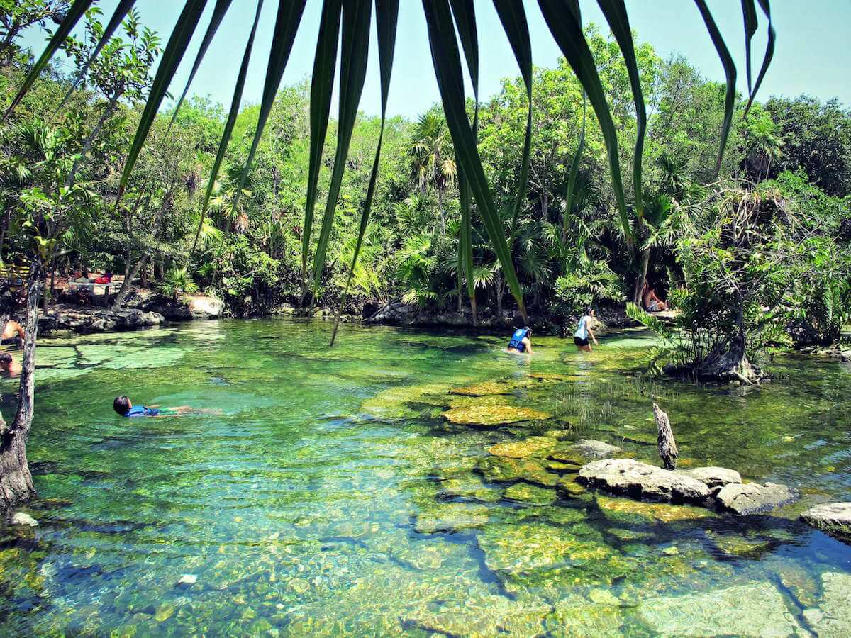 Cenote Azul