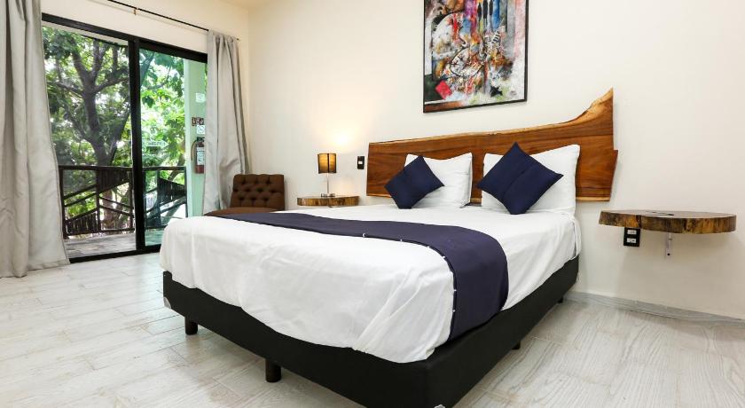 hotel ma'alob bacalar