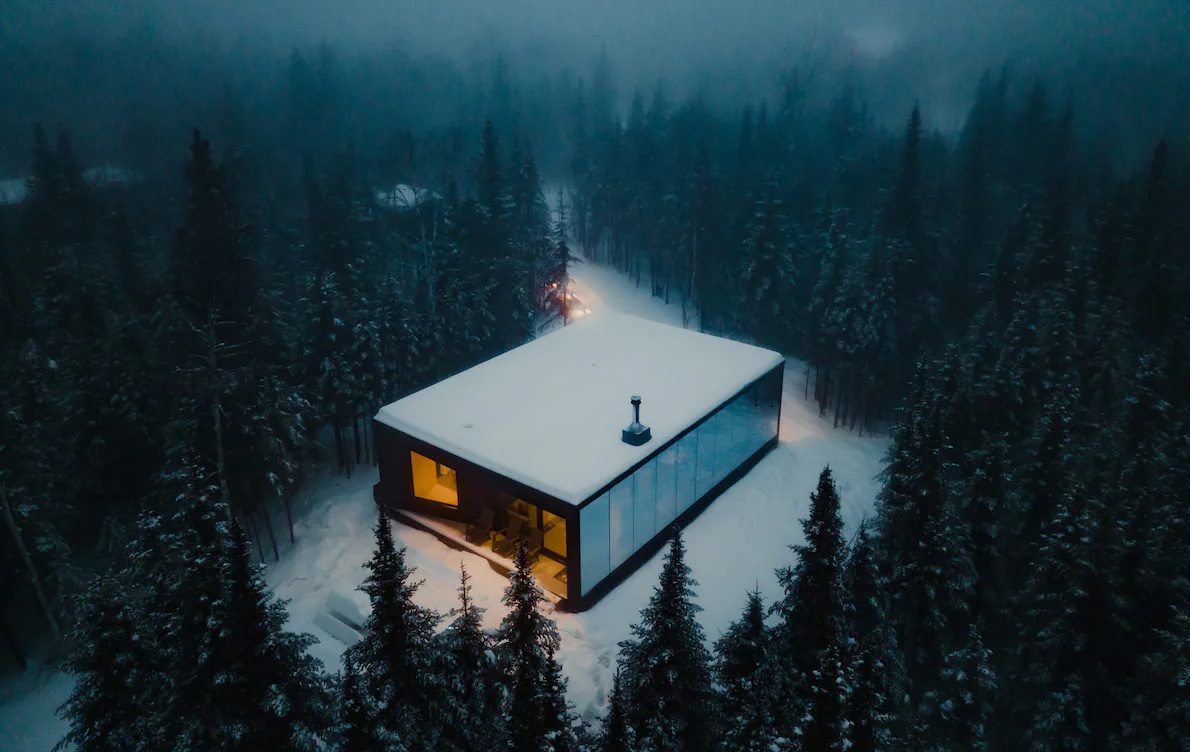 mirror house- Canada